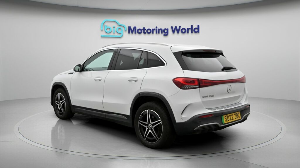 Mercedes-Benz EQA Amg Line White #5