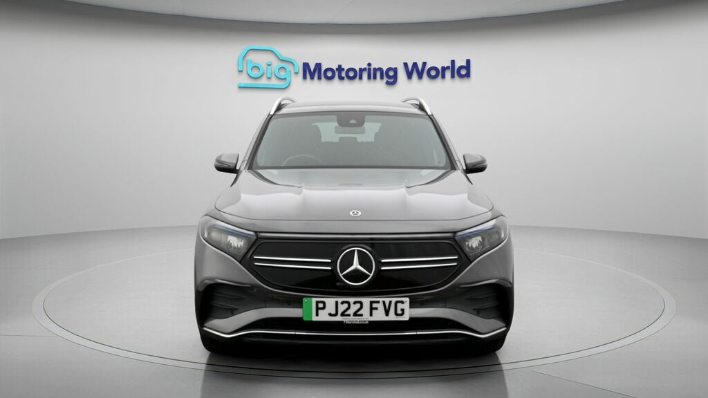 Mercedes-Benz EQB Amg Line Grey #2