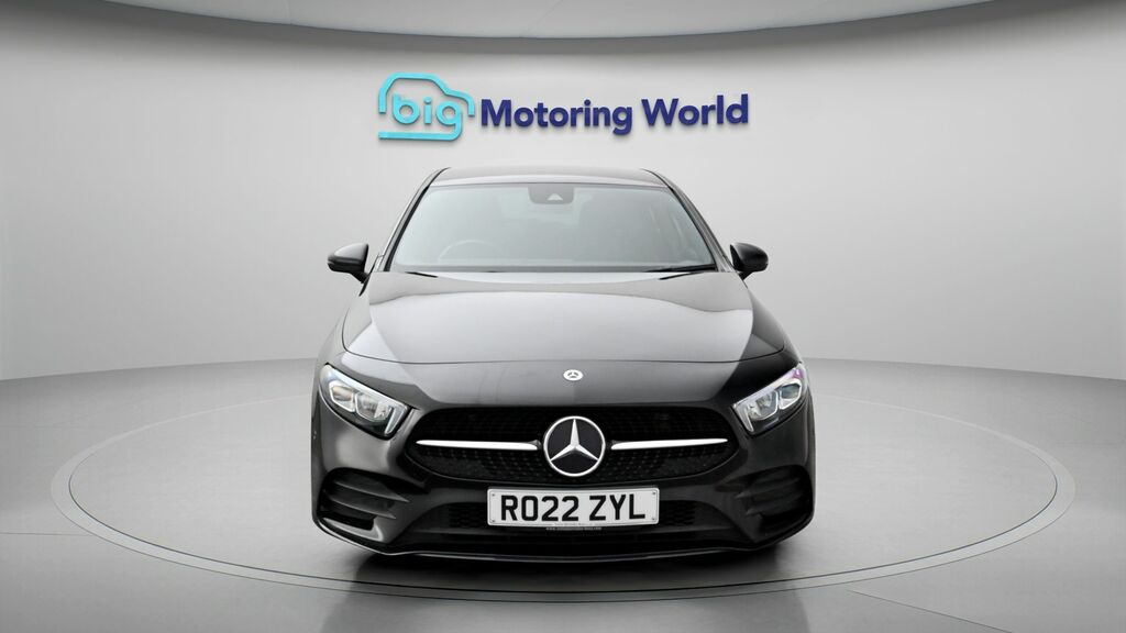 Mercedes-Benz A Class Amg Line Edition Black #2