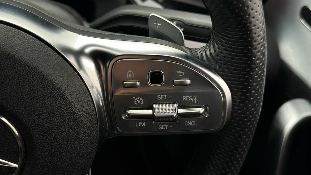 Mercedes-Benz A Class A180 Amg Line Executive White #23