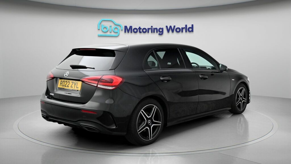 Mercedes-Benz A Class A180 Amg Line Executive White #7