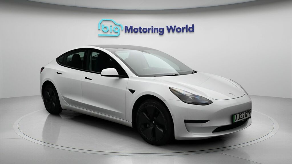 Tesla Model 3 Long Range White