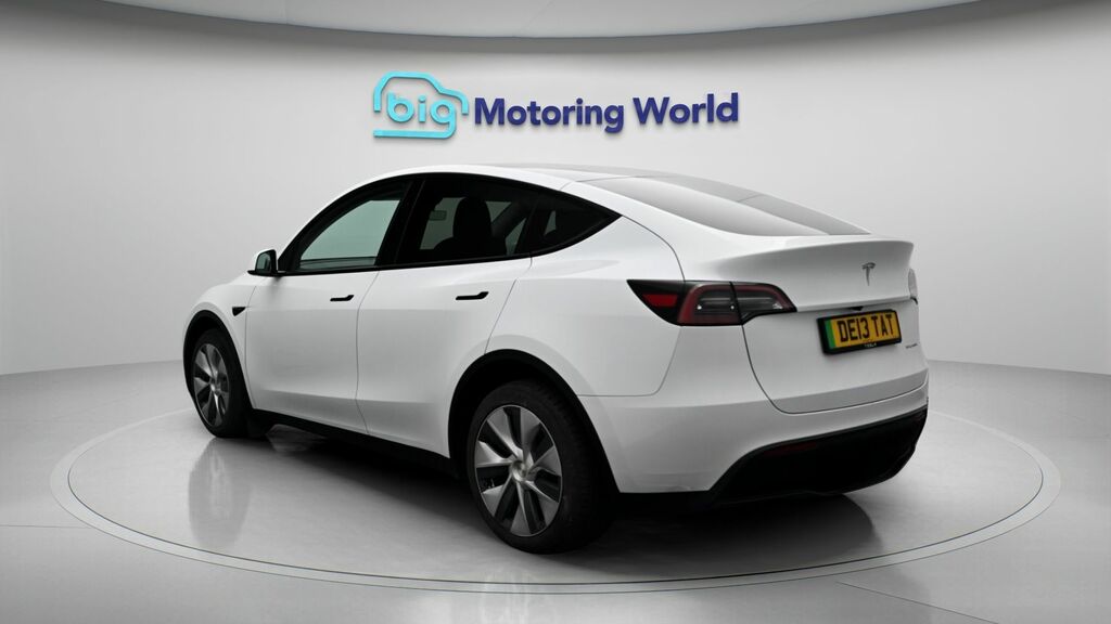 Tesla Model Y Long Range DE13TAT White #5