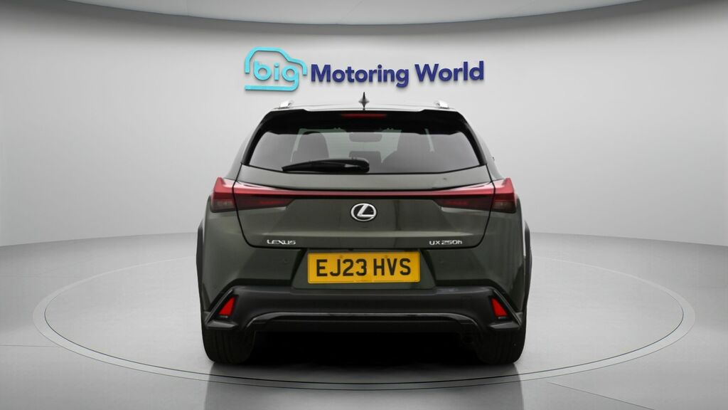Lexus UX F Sport Design EJ23HVS Green #6