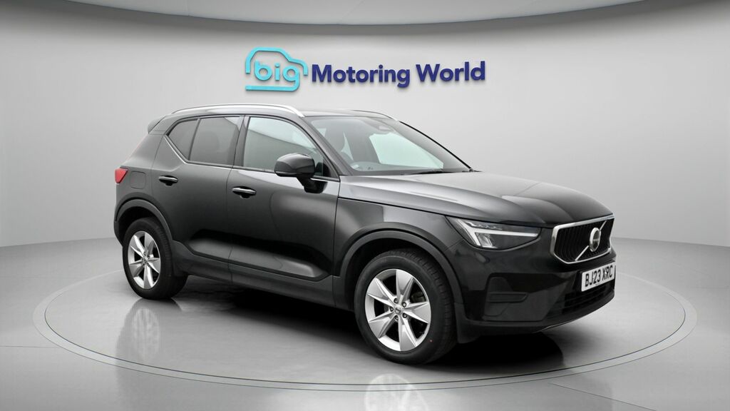 Volvo XC40 Core Black