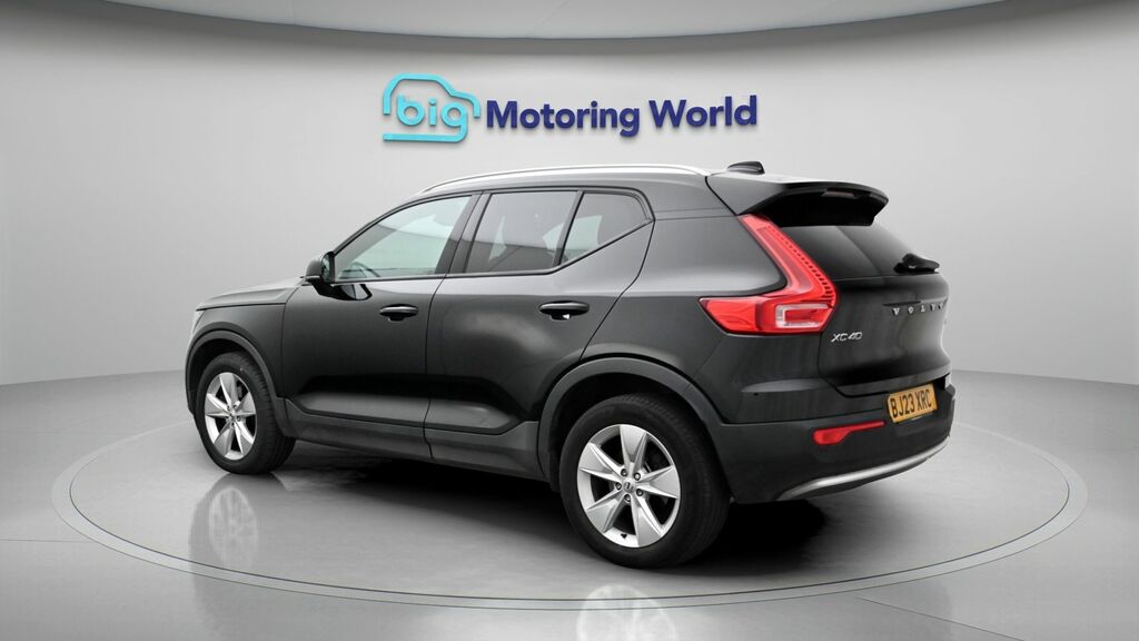 Volvo XC40 Core Black #5