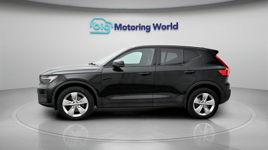 Volvo XC40 Core Black #4