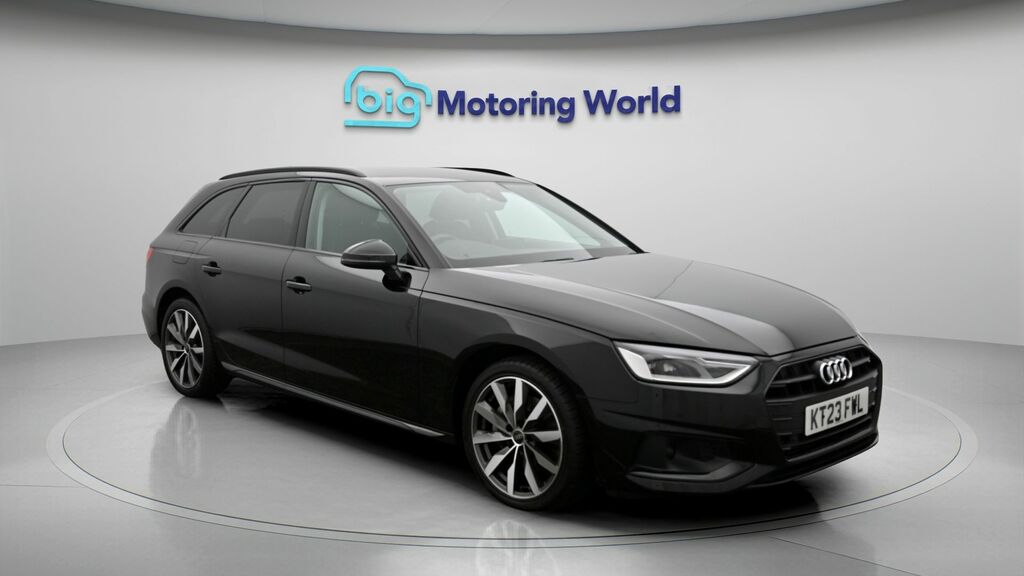 Audi A4 Avant Sport Edition Black
