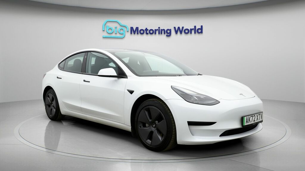 Tesla Model 3 3 Model 3 Rwd White
