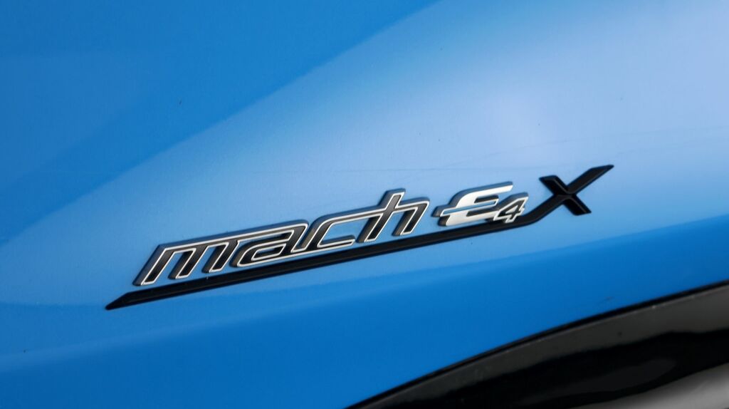 Ford Mustang Mach-E 216Kw Extended Range 91Kwh Rwd Red #24