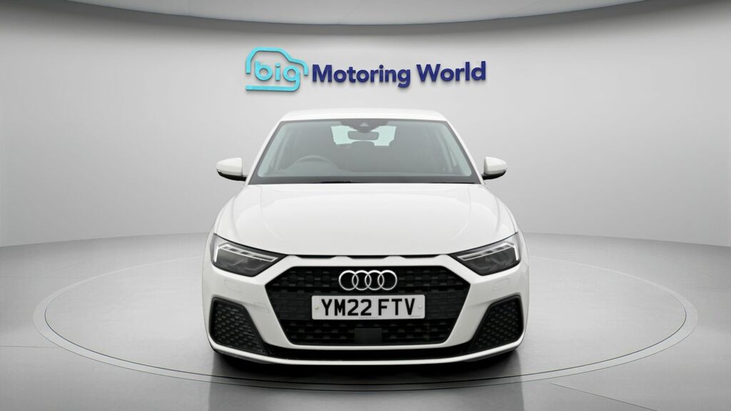 Audi A1 Technik White #2