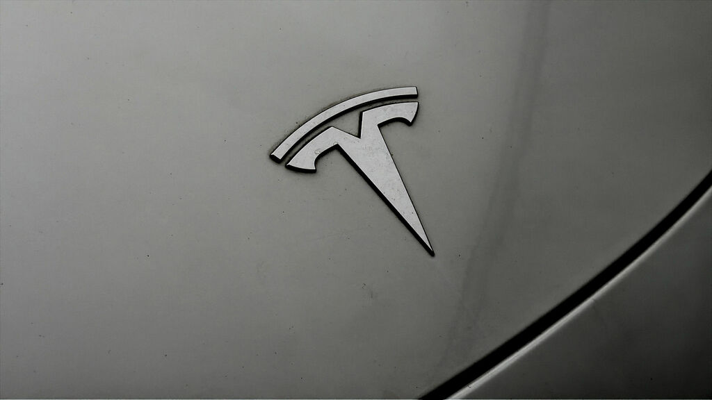 Tesla Model 3 2021 Dual Motor Long Range Saloon A Blue #20