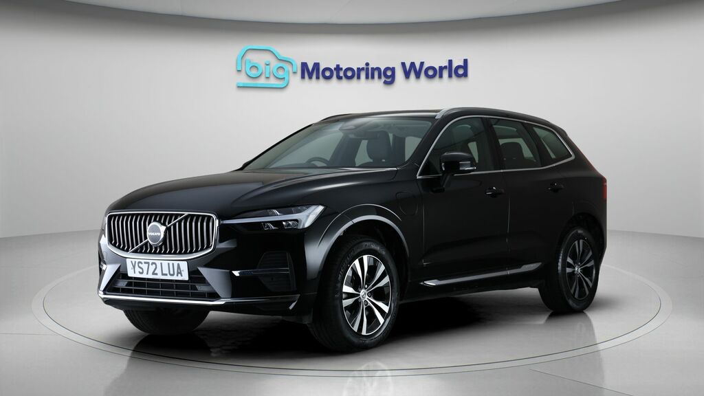 Volvo XC60 Core Black #3