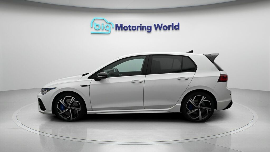 Volkswagen Golf R VE24FVF White #4