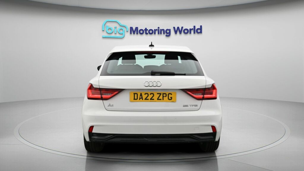 Audi A1 Sport White #6