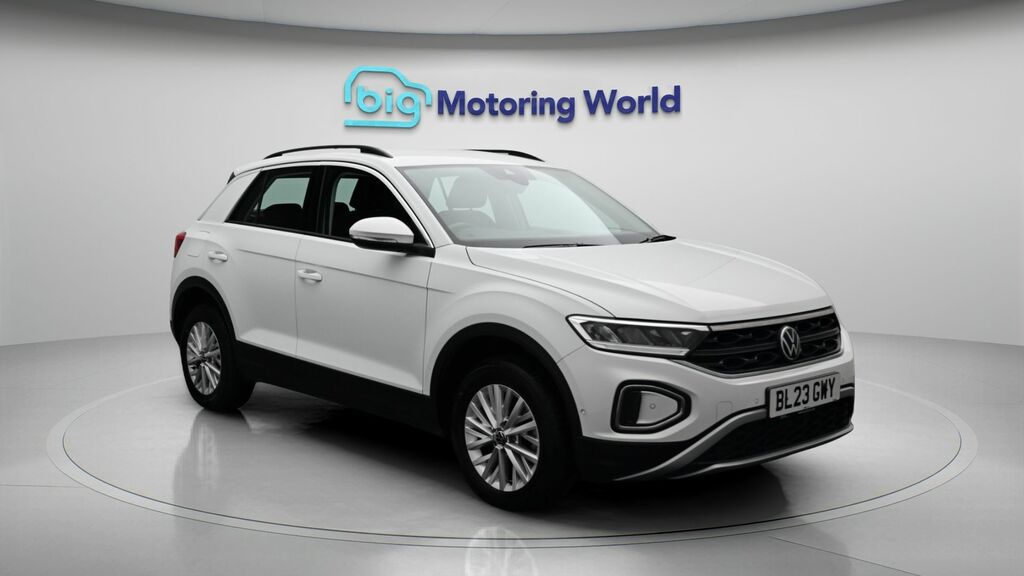 Volkswagen T-Roc Life BL23GWY White