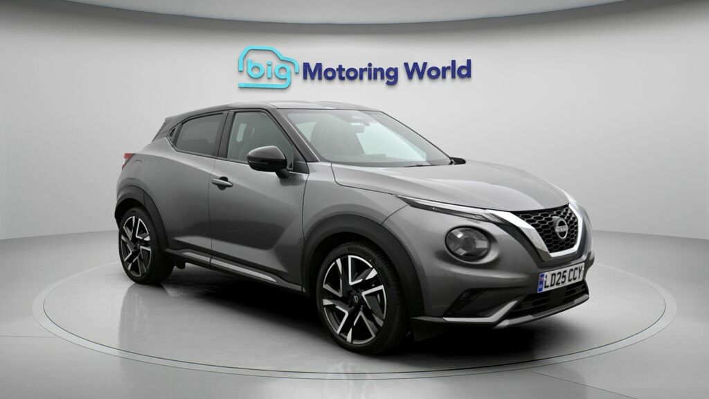 Nissan Juke Tekna Grey