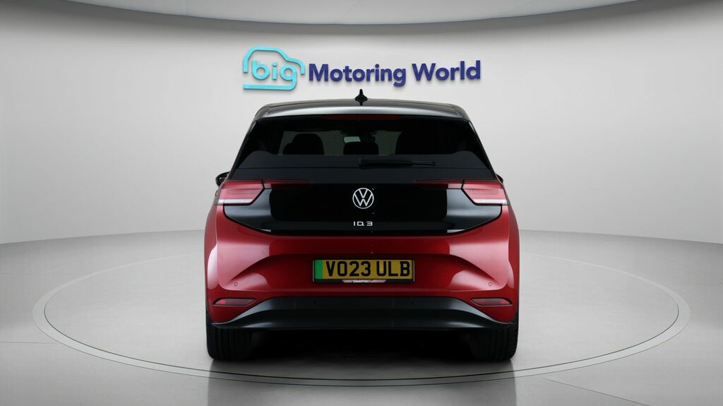 Volkswagen ID.3 Life Red #6