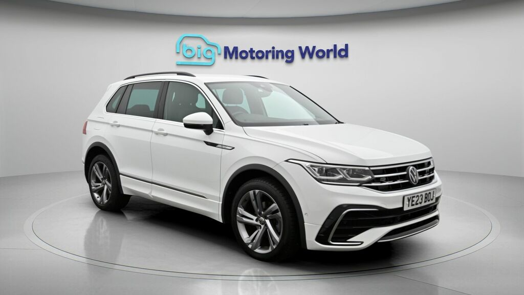 Volkswagen Tiguan R-line Edition YE23BOJ White