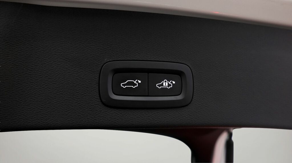 Volvo C40 Recharge Core, Single Motor, Climate Pac Grey #23