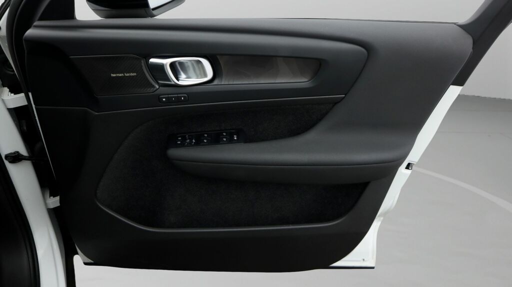 Volvo C40 Recharge Core, Single Motor, Climate Pac Grey #15