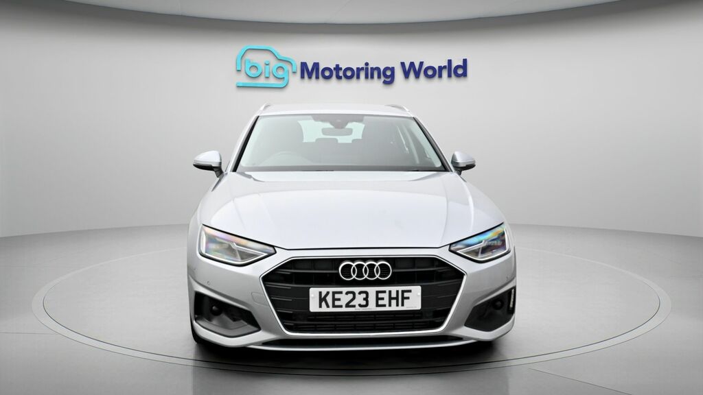 Audi A4 Avant Technik KE23EHF Silver #2