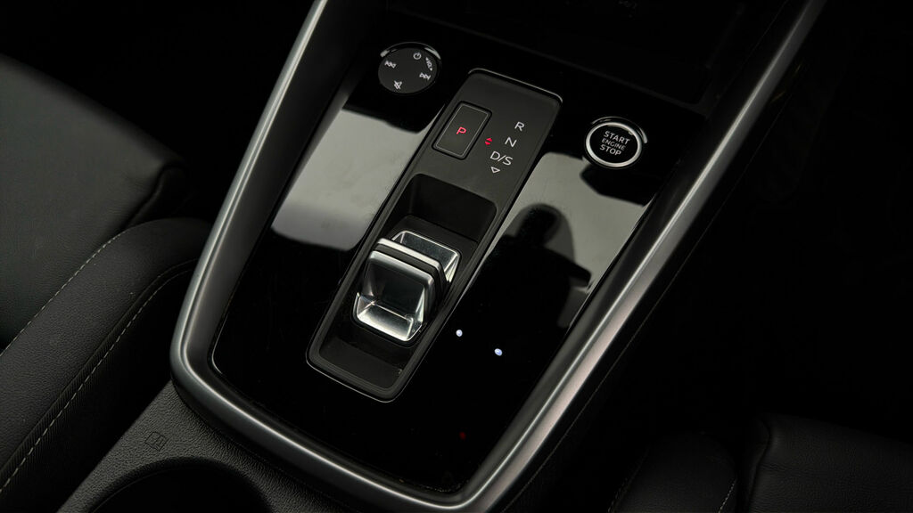 Audi A3 35 Tfsi Edition 1 S Tronic Black #25