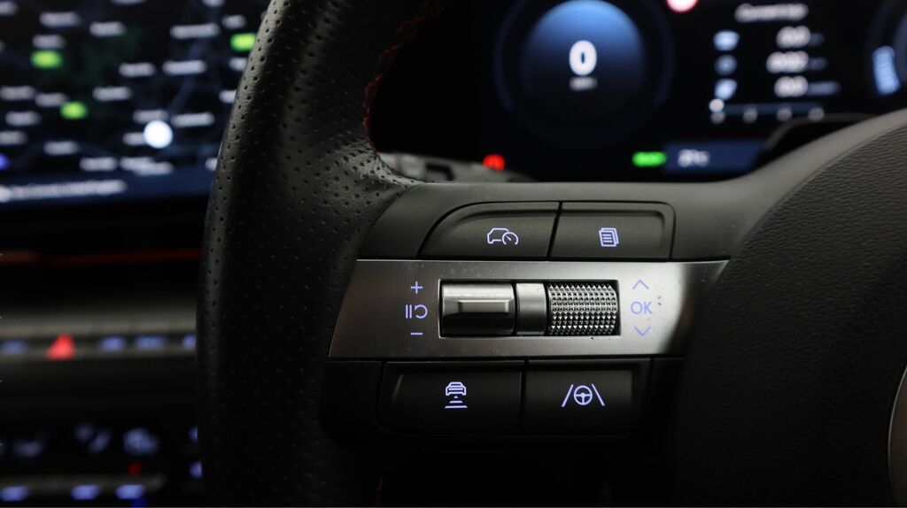 Hyundai Kona E 218Ps Advance Grey #18