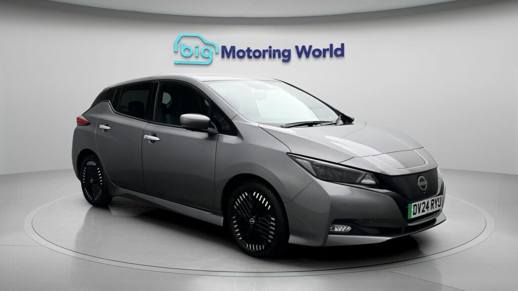 Nissan Leaf Tekna Grey