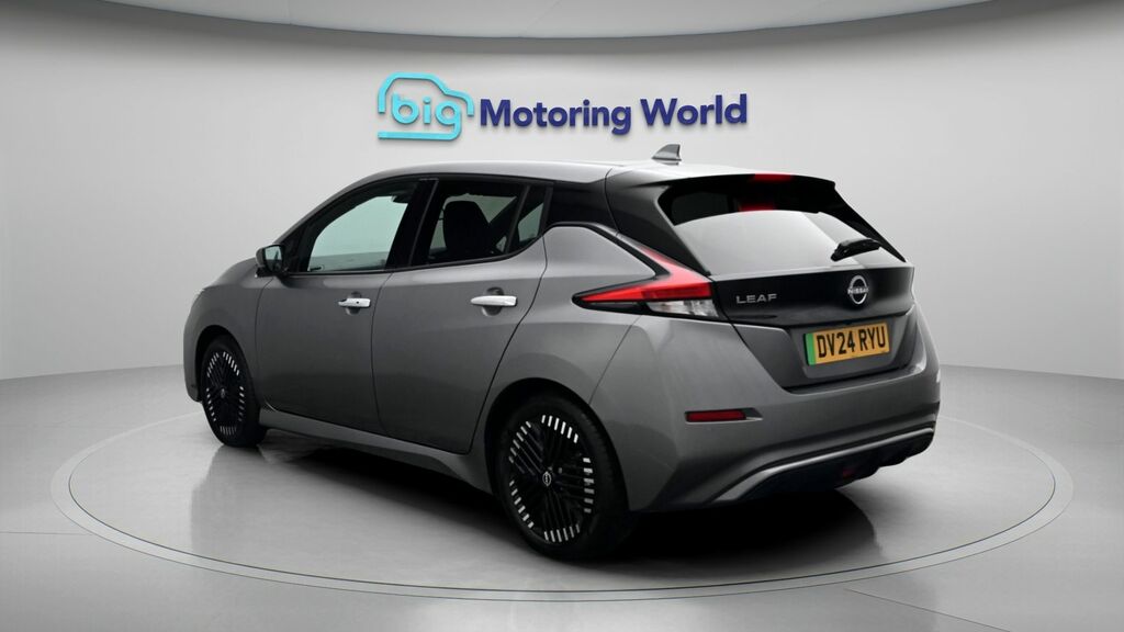 Nissan Leaf Tekna Grey #5