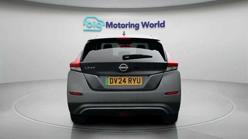 Nissan Leaf Tekna Grey #6