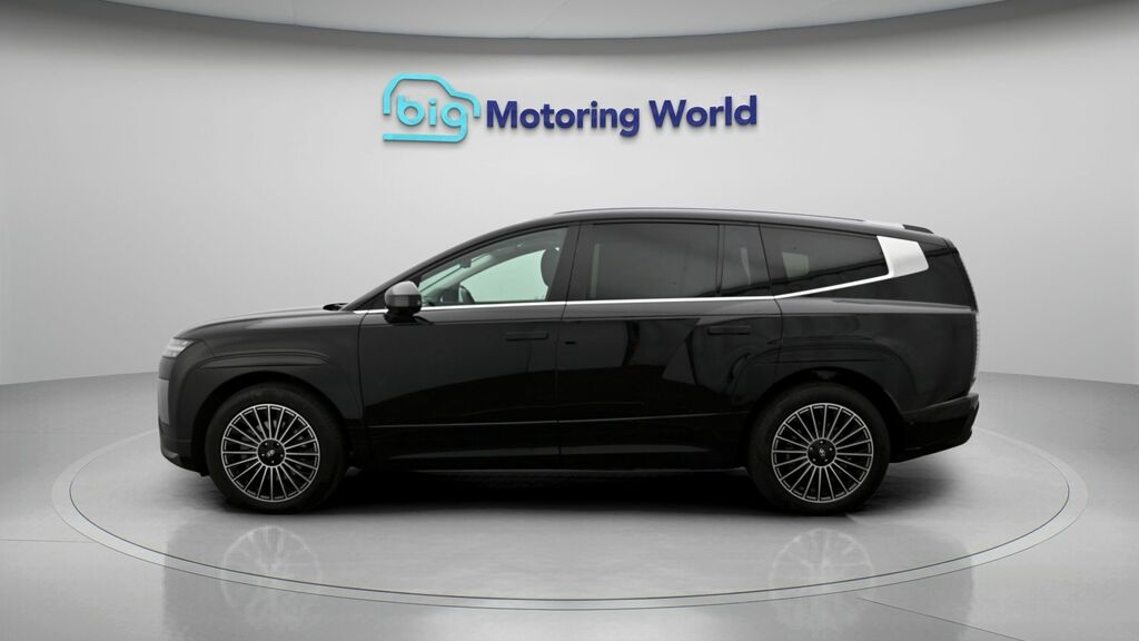 Hyundai Ioniq Calligraphy Black #4
