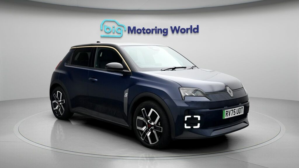 Renault 5 E-Tech Techno Black
