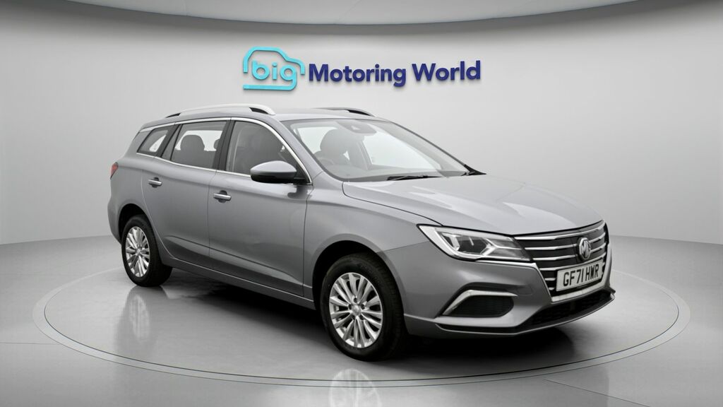 MG MG5 Exclusive Long Range Silver