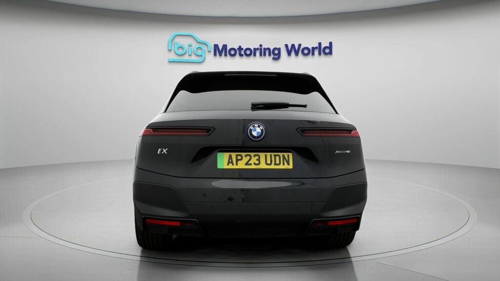 BMW iX Sport Black #6
