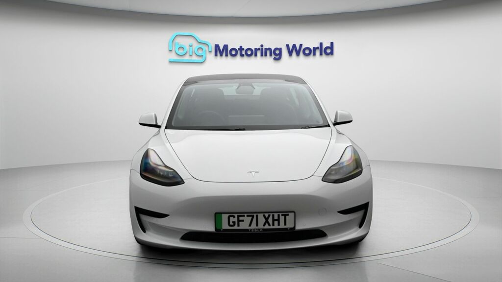 Tesla Model 3 Standard Range Plus GF71XHT White #2