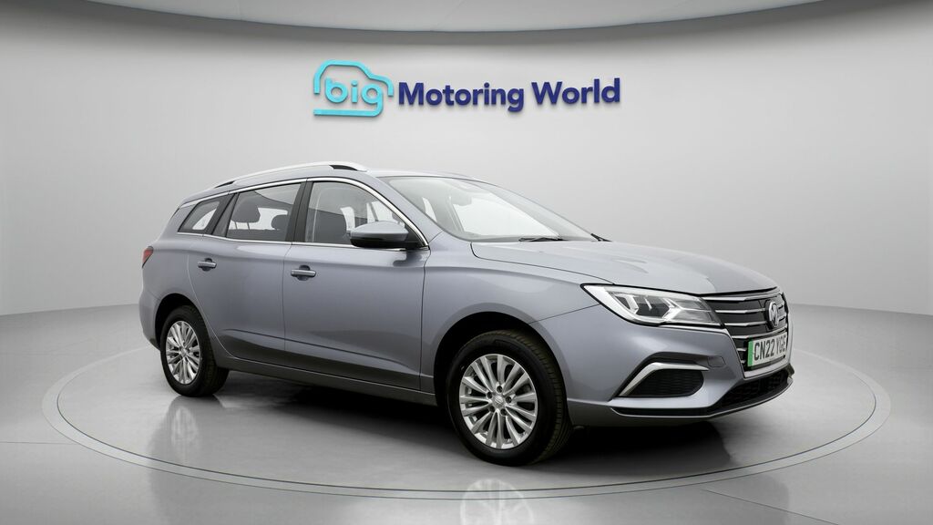 MG MG5 Exclusive Long Range Silver
