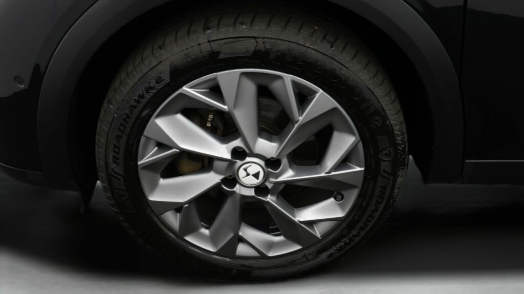 DS DS 3 Crossback Crossback 100Kw E-tense Rivoli 50Kwh White #18