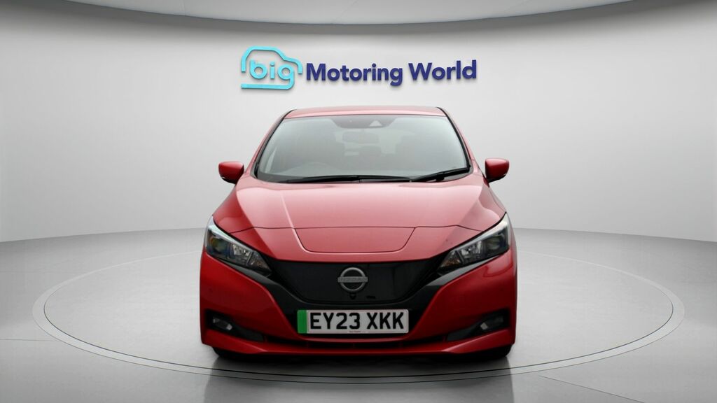 Nissan Leaf E N-connecta Red #2