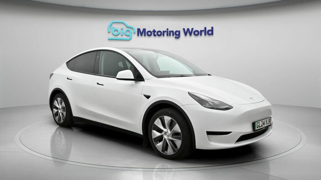 Tesla Model Y Y Model Y Rwd White