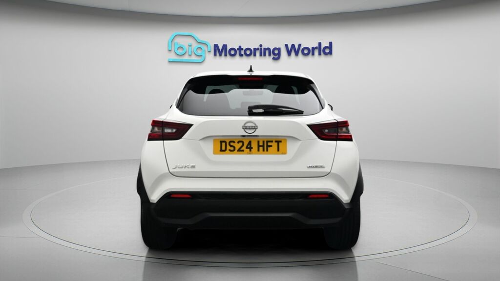 Nissan Juke N-connecta DS24HFT White #6