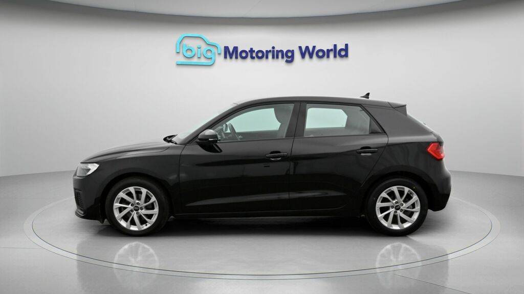 Audi A1 Sport Black #4