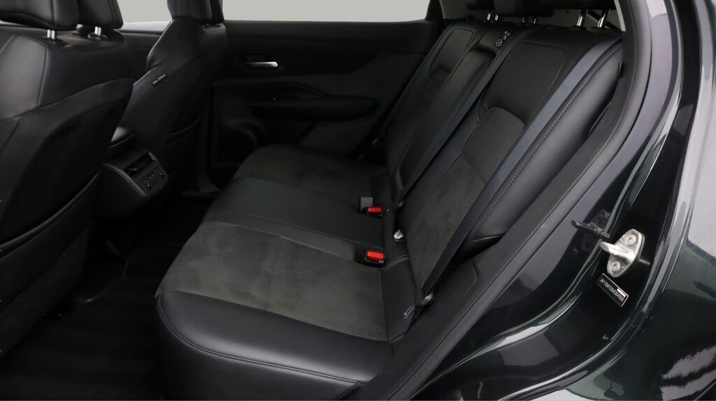 Nissan Ariya Ariya Evolve E-4orce White #15