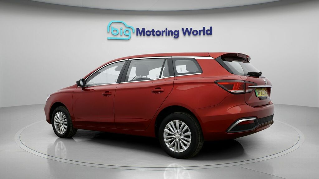 MG MG5 Excite Long Range Red #5