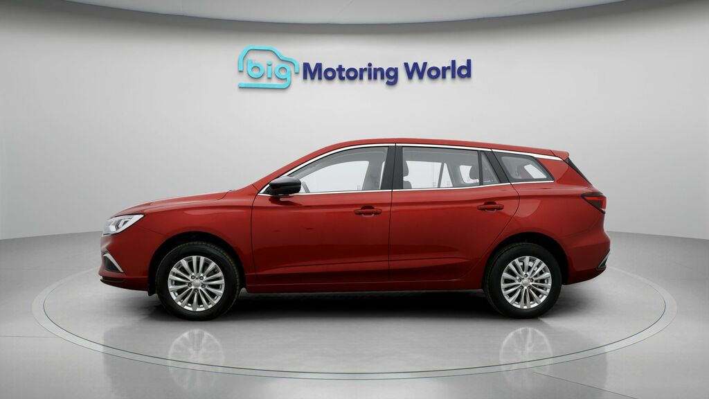 MG MG5 Excite Long Range Red #4