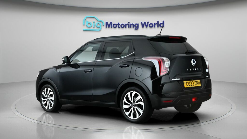 SsangYong Tivoli Ultimate Nav Black #5