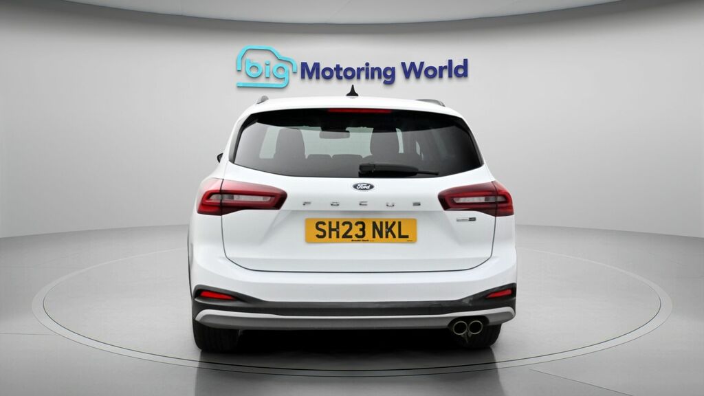 Ford Focus Active SH23NKL White #6