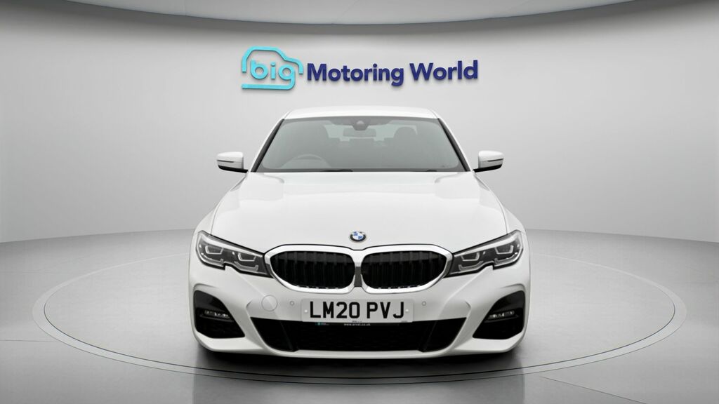 BMW 3 Series M Sport LM20PVJ White #2