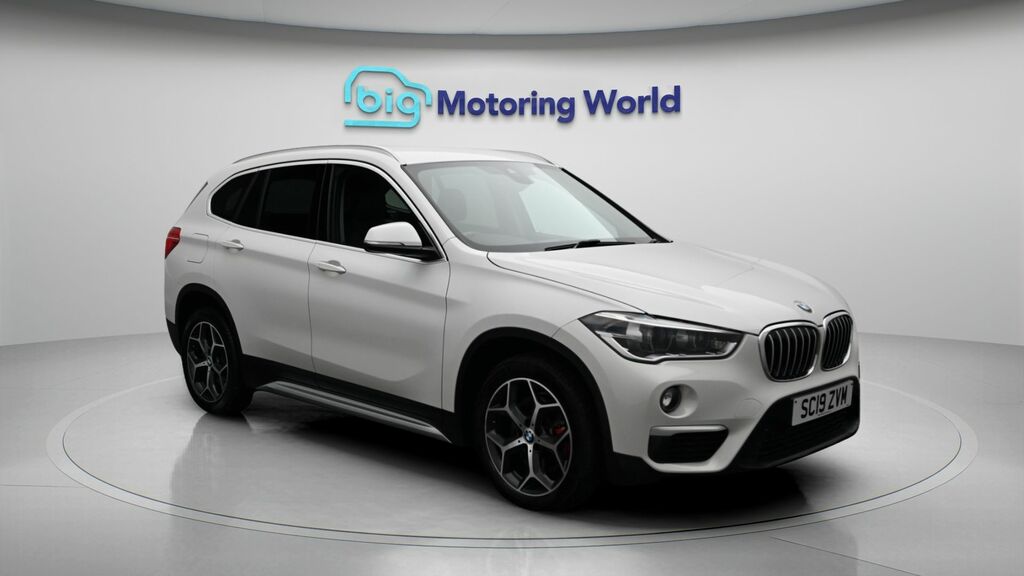 BMW X1 Xline White
