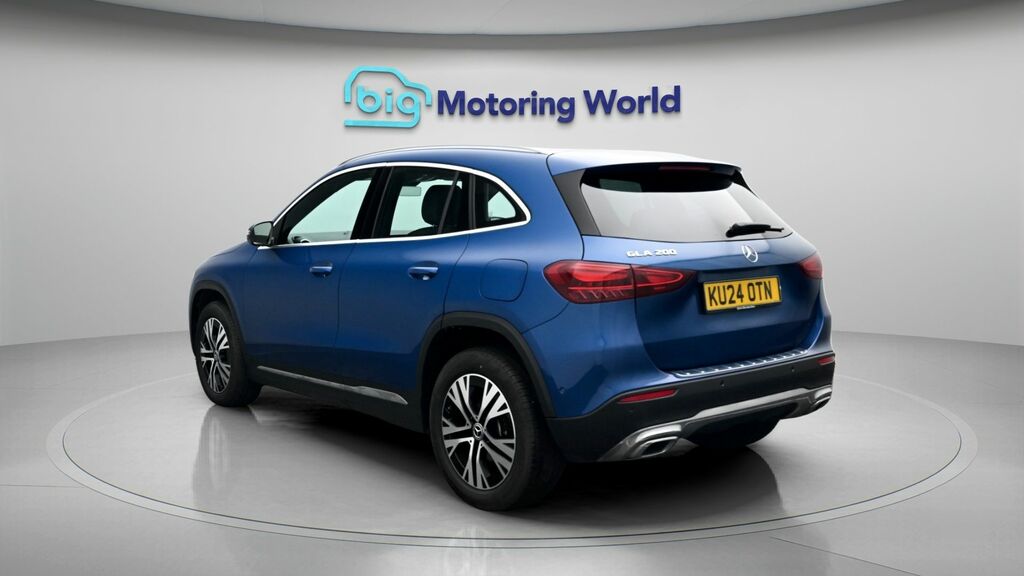Mercedes-Benz GLA Class Gla 35 4Matic Premium Plus Black #5